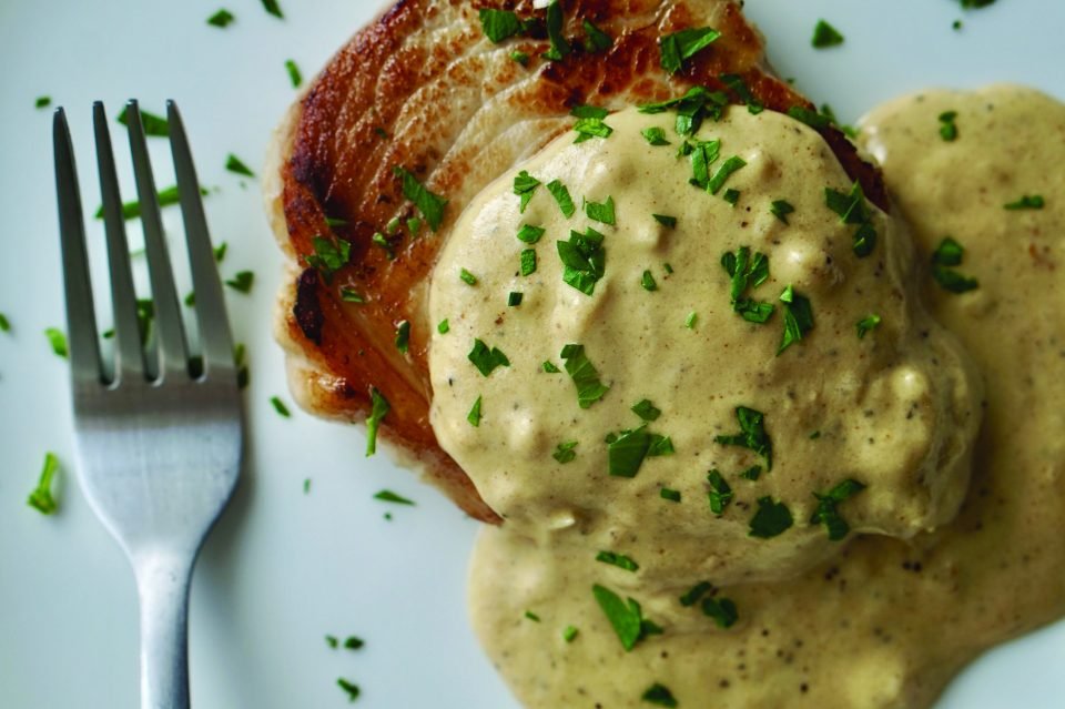 Creamy Mustard-Peppercorn Pork Chops