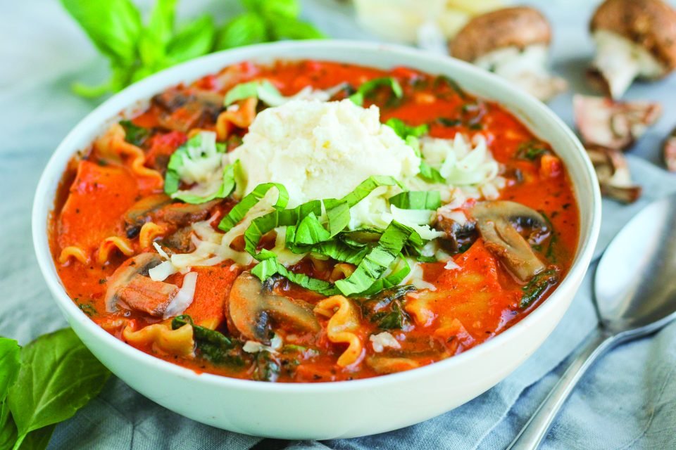 Creamy Spinach and Mushroom Lasagna Soup