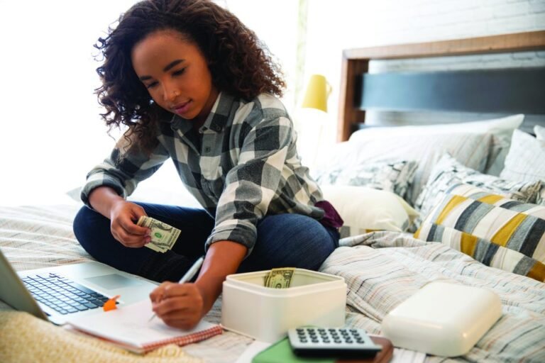 6 Essential Financial Planning Steps for Teens